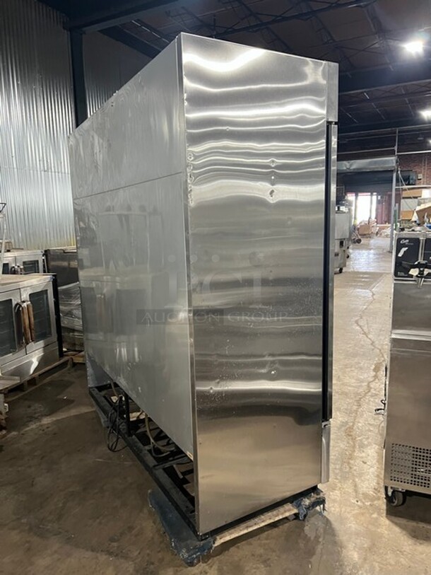 True Commercial 3 Door Reach In Cooler! With Poly Coated Racks! All Stainless Steel! Model: TS72 SN:12884807 115v - Image 4 of 12
