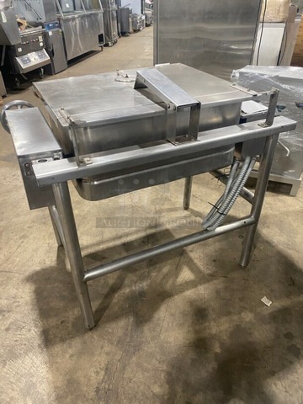 Nice! GROEN Commercial Electric Powered Tilt Skillet/Braising Pan! All Stainless Steel! On Legs! - Image 4 of 8
