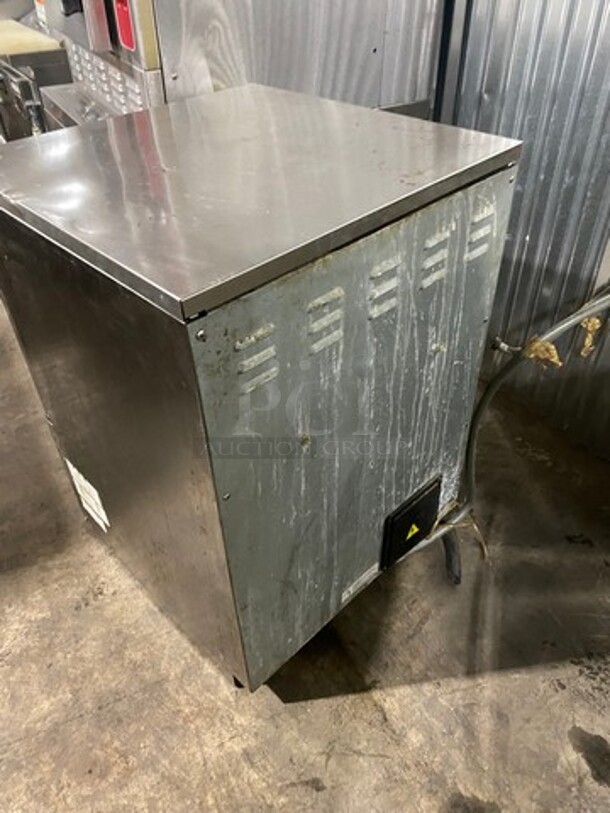 Fagor Commercial Undercounter Dishwasher! All Stainless Steel! MODEL CO502WBDD SN:8100568965 208-240V 1P - Image 3 of 9