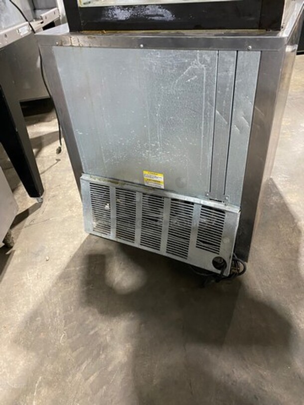 Beverage Air Commercial Single Door Undercounter Cooler! With Poly Coated Racks! Stainless Steel! On Casters! Model: UCR27A23ST SN: 11809067 115V 60HZ 1 Phase - Image 3 of 7