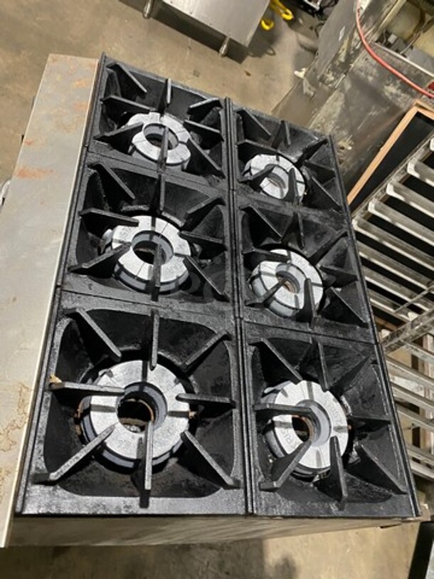 Tristar Commercial Natural Gas Powered 6 Burner Stove! With Full Size Oven Underneath! All Stainless Steel! - Image 5 of 9