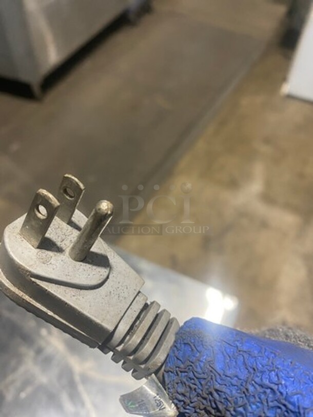 Ice-O-Matic Commercial Ice Machine Head! Stainless Steel Body! Model: ICE0320HA2 SN: D42200299Z 115V 60HZ 1 Phase - Image 6 of 7