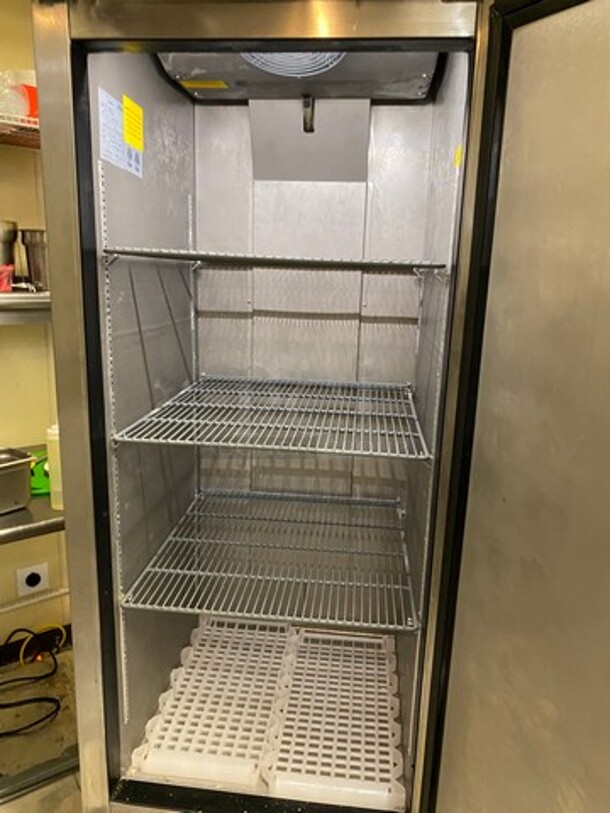 LATE MODEL! 2021 Asber Commercial Single Door Reach In Freezer! With Poly Coated Racks! All Stainless Steel! On Casters! WORKING WHEN REMOVED! Model: ARF23HFHC SN: 8102349138 115V 60HZ 1 Phase - Image 5 of 8