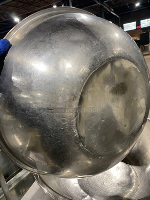 Large Stainless Steel Mixing Bowls! 5x Your Bid! - Image 4 of 5