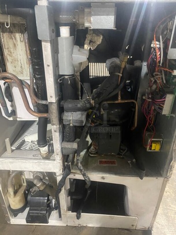 Hoshizaki Commercial Ice Machine Head! Stainless Steel Body! Model: KM320MWH SN: R10155F 115/120V 60HZ 1 Phase - Image 8 of 9