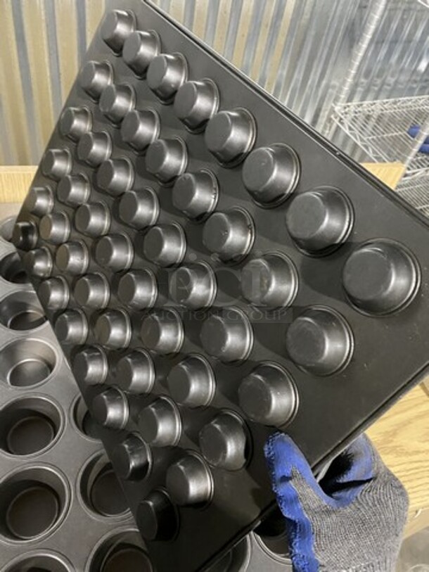Muffin/CupCake Baking Pans! 4 X Your Bid! - Image 3 of 8
