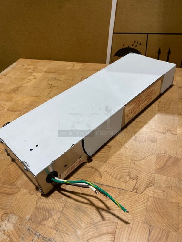 WOW! NEW IN BOX! APW Wyott High Wattage Calrod Strip Food Warmer With Toggle Control! MODEL FD18H SN:8016022010021 120V 1PH! Working! - Image 9 of 9