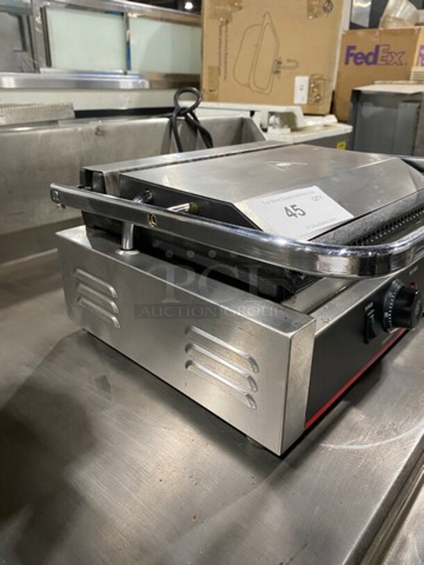 Commercial Countertop Panini/Sandwich Grill! With Ribbed Press! All Stainless Steel! Model: ETYP1C1 SN: K1625980 110V - Image 2 of 9