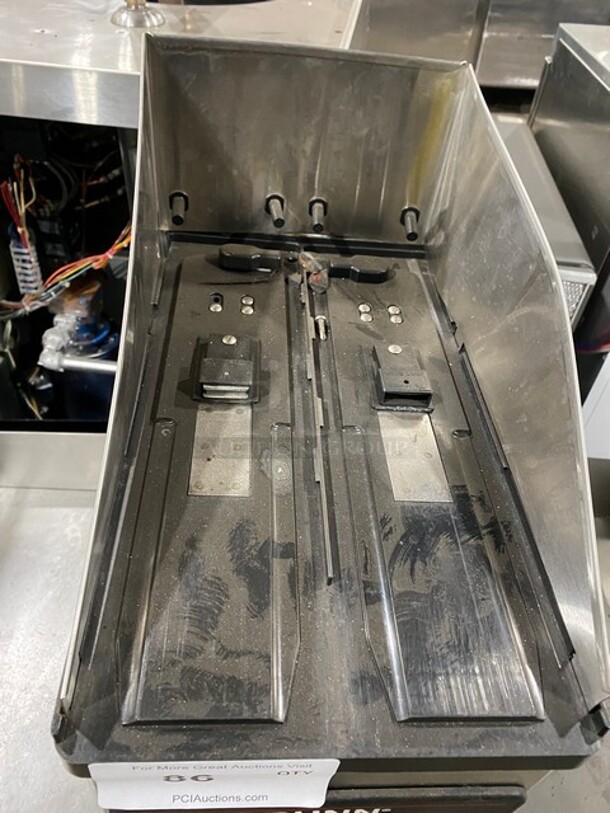 Bunn Commercial Countertop Dual Coffee Bean Grinder Machine! Stainless Steel Body! Model: MHG SN: MHG0017860 120V 60HZ 1 Phase - Image 6 of 8