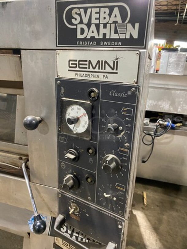 Sveba Dahlin Electric Powered Double Deck Baking/ Pizza Oven! All Stainless Steel! 2x Your Bid Makes One Unit! Model: DC12DD SN: 164156019619 208/230V - Image 7 of 11