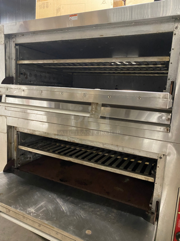 Hobart Commercial Natural Gas Powered Double Deck Pizza/ Baking Oven! All Stainless Steel! Model: HGS030T SN: 541003229 - Image 5 of 10