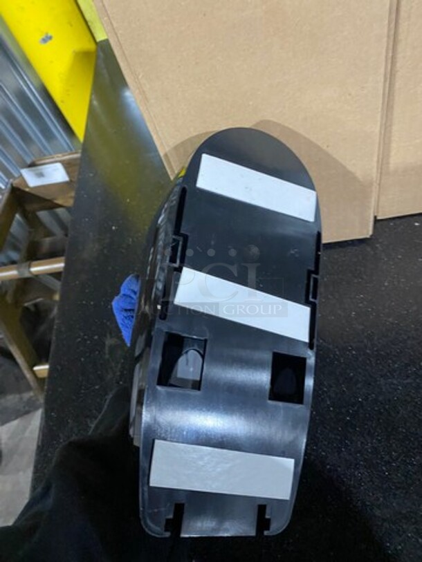 NEW! IN THE BOX! Ecolab Wall Mount Hand Soap Dispenser! 4x Your Bid! - Image 5 of 10