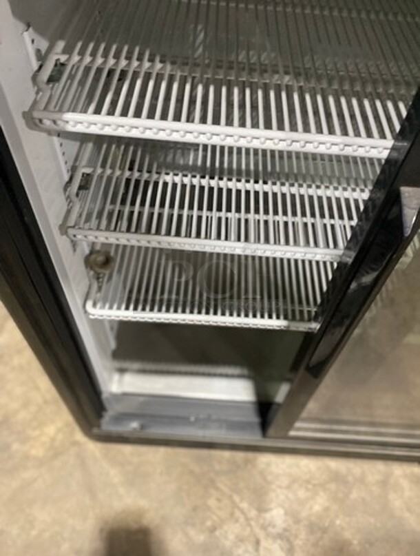 True Commercial Countertop/ Undercounter 2 Door Cooler Merchandiser! With View Through Doors! Poly Coated Racks! Model: GDM09 115V 60HZ 1 Phase - Image 5 of 5