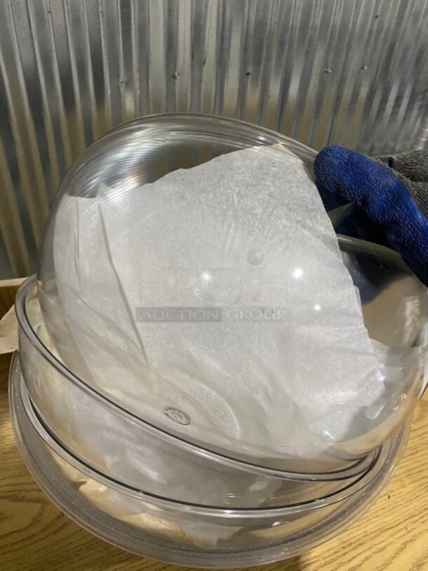 18" Cambro Pebbled Salad Bowl! 7 X Your Bid! - Image 2 of 8