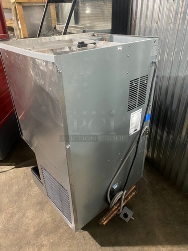 Hoshizaki Commercial Countertop Ice Maker/Water Dispenser Machine Combo! All Stainless Steel! On Legs! MODEL DCM300BAH SN: G22867G 115-120V - Image 3 of 10