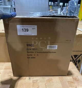 NEW IN BOX! Winco Winware 15-Inch Seamless Aluminum Pizza Screen! MODEL APZS15