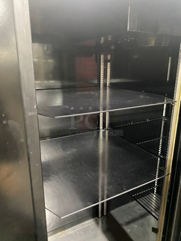 Powers Equipment Commercial 2 Door Reach In Cooler Merchandiser! MODEL FS54GD SN: DO22613 115V 1PH - Image 5 of 9