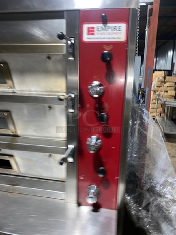 Empire Commercial Natural Gas Powered Tripple Deck Baking Oven! All Stainless Steel! - Image 6 of 9
