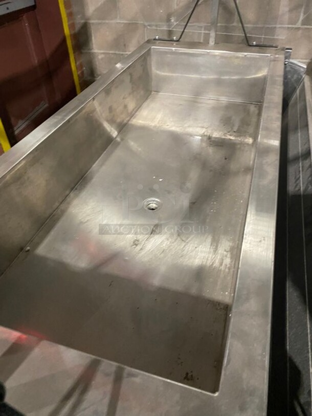 Vollrath Commercial Refrigerated Food Serving Station Counter/ Cold Pan! With Sneeze Guard! With Lowering Prep Line! Stainless Steel Body! On Casters! Model: R3871660 SN: B31500809205001 120V 60HZ 1 PH - Image 5 of 9