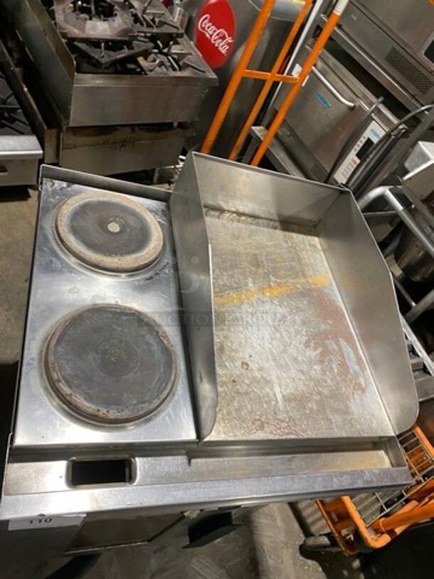 WOW! Lang Commercial Electric Powered 2 Burner Stove With Right Side Flat Griddle! Griddle Has Back And Side Splashes! With Oven Underneath! Metal Oven Racks! All Stainless Steel! Model: RT30G208VCF SN: RT300609A0029 208V 60HZ 3 Phase - Image 5 of 12