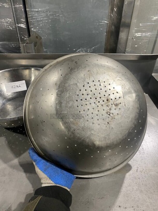 Perforated Food Bowl! 2x Your bid! - Image 5 of 6