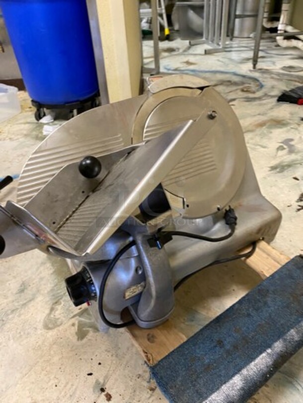 Berkel Commercial Countertop Deli/ Meat Slicer! All Stainless Steel! WORKING WHEN REMOVED! Model: 808 SN: 713492 115V 60HZ 1 Phase - Image 2 of 9