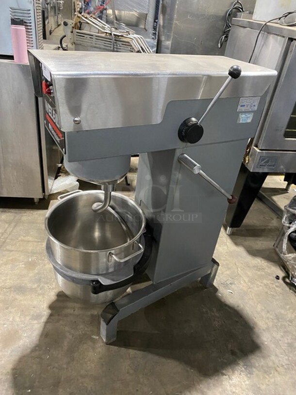 NICE! Welbilt Varimixer Commercial Floor Style 40 Qt Planetary Mixer! With Dough Hook Attachment! With Stainless Steel Mixing Bowl! 208V 3 Phase! Model: W40 SN: 691303002EA! - Image 2 of 11