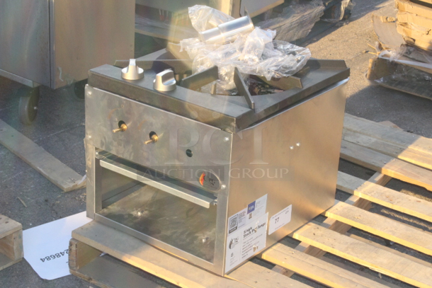 BRAND NEW SCRATCH & DENT! Cooking Performance Group CPG-SP-18-L Liquid Propane Stock Pot Range - 80,000 BTU - Image 3 of 9
