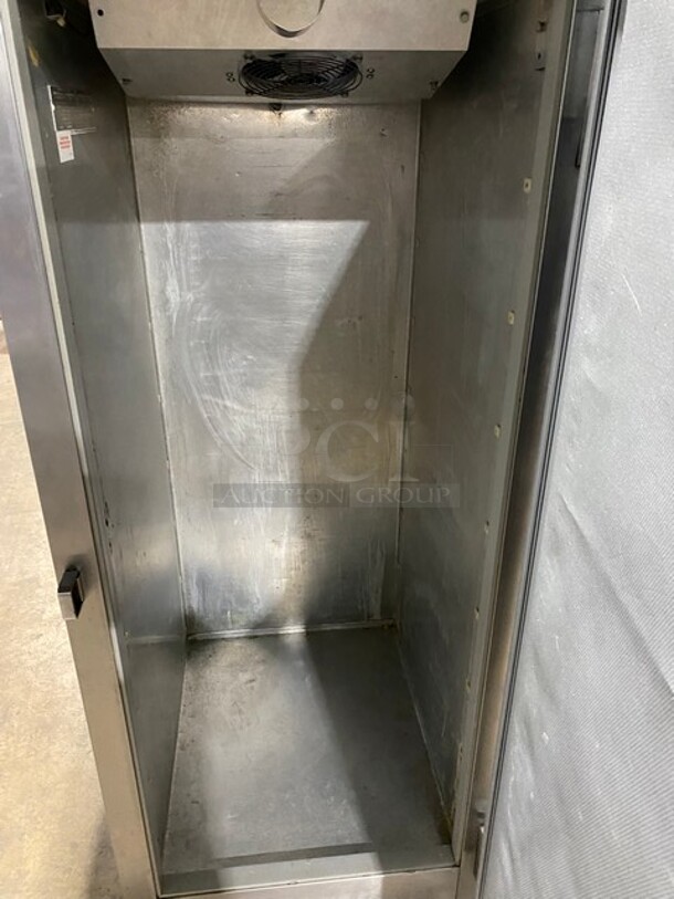 Victory Commercial Reach In Cooler! All Stainless Steel! On Casters! MODEL RAA1DS7 SN:L9520V108 115V 1PH - Image 5 of 10
