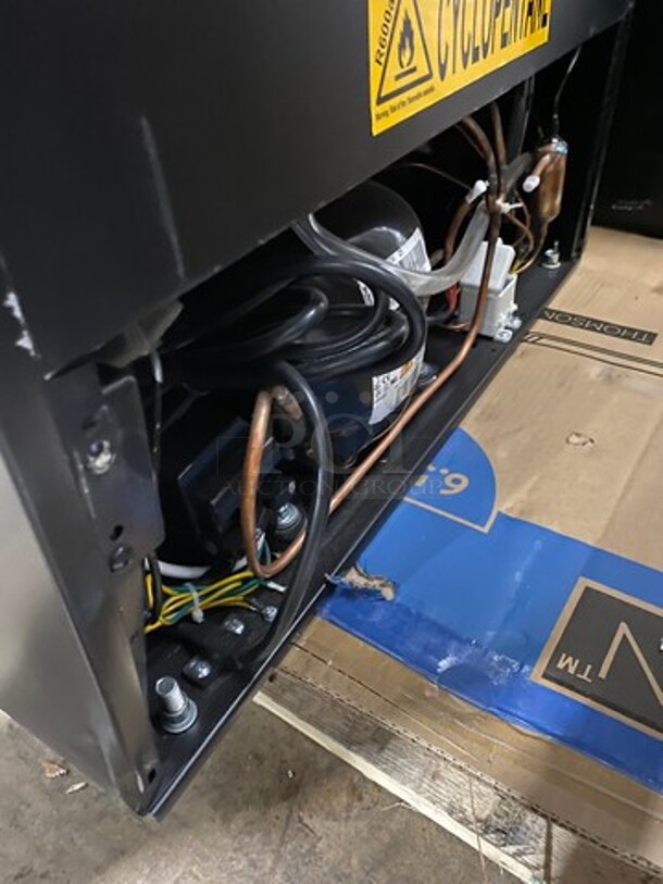 NEW! OUT OF THE BOX! SCRATCH-N-DENT! Whynter French Door Dual Zone Wine And Beer Can Cooler! With Through Doors! Wooden Wine Racks And Metal Racks! 20 Wine Bottle 60 Beer Can Capacity! Model: BWB2060FDS 115V - Image 11 of 11