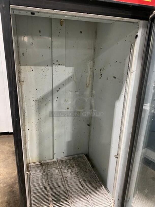 Beverage Air Commercial Single Door Reach In Refrigerator Merchandiser! With View Through Door! With Poly Coated Racks! Model: MT27 SN: 8486475 115V 60HZ 1 Phase - Image 5 of 8