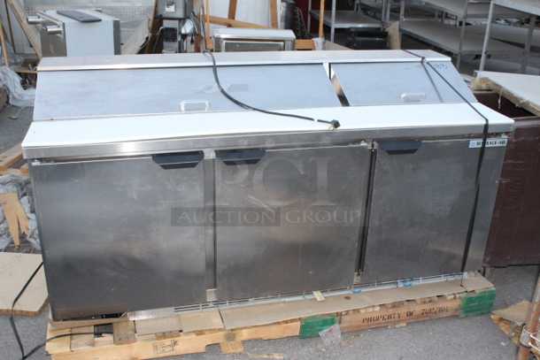 Beverage-Air SPE72HC-18 Elite Series 72" 3 Door Refrigerated Sandwich Prep Table, 115v, 9.6Amp, 1ph, 60hz. In Proper Working Condition. Appears the unit may have been used once or twice.  - Image 2 of 10