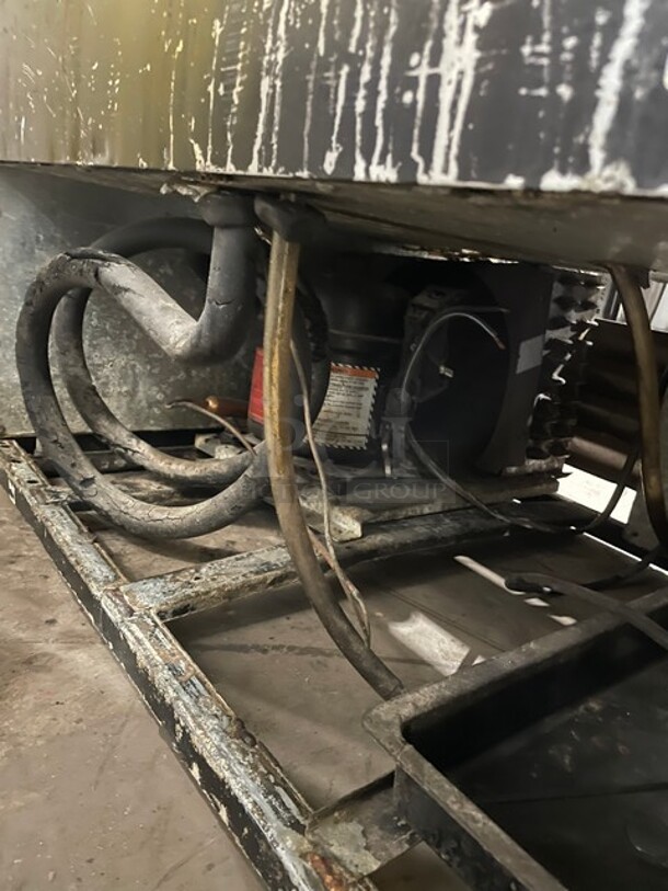 True Commercial Double Glass Sliding Door Reach In Refrigerator Merchandiser! With Poly Coated Racks! 115V 1 Phase! Model: GDM-37 PE57222 SN: 1-2316239! - Image 8 of 8