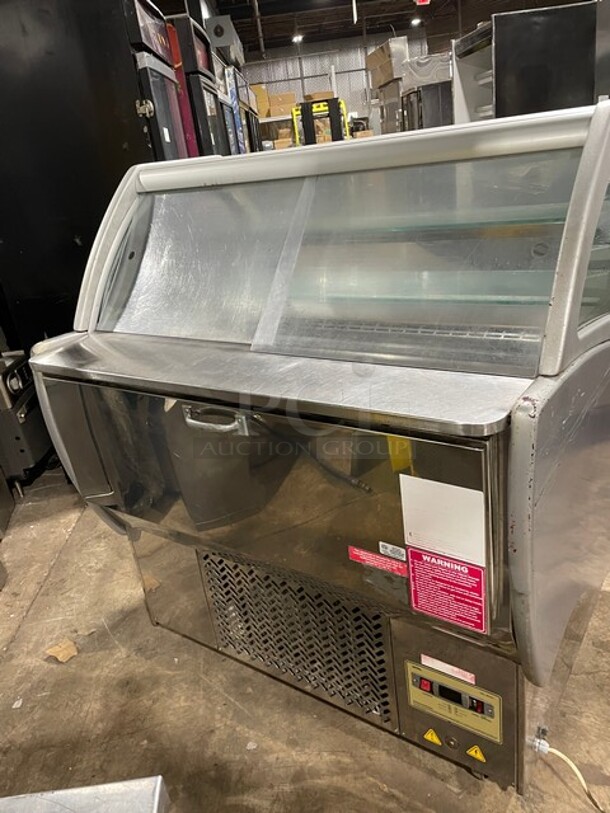 SeVel Commercial Refrigerated Bakery Display Case! With Tempered, Non-Glare, Lift-Up Curved Front Glass!  With Double Sliding Door Rear Access! With Rear Pull Out Loading Drawer! On Casters! - Image 3 of 8