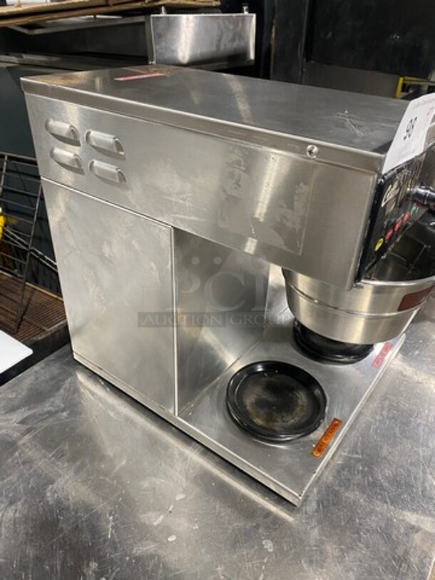 Curtis Stainless Steel Commercial Countertop 3 Burner Coffee Machine! With Hot Water Dispenser and Metal Brew Basket! Model ALP3GTR12A000 Sn:10791395 120V 1Ph  - Image 4 of 8