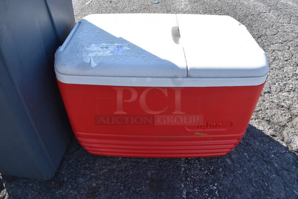 Igloo Red and White Poly Portable Cooler. 25x16x16