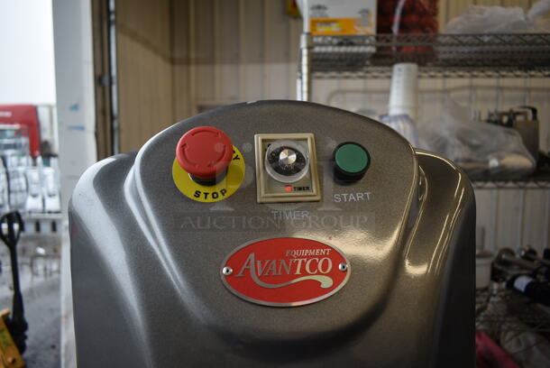 BRAND NEW SCRATCH AND DENT! Avantco 177MX60H Metal Commercial Floor Style 60 Quart Planetary Dough Mixer w/ Stainless Steel Mixing Bowl, Bowl Guard, Bowl Dolly, Dough Hook, Whisk and Paddle Attachments. 240 Volts, 3 Phase. - Image 4 of 11