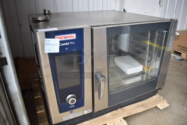 BRAND NEW SCRATCH AND DENT! 2021 Rational LM100CE.AXXXX iCombi Pro ENERGY STAR Stainless Steel Commercial Countertop Electric Powered Combi Convection Oven. Missing Side Panel. 440/480 Volts, 3 Phase. 42.5x38.5x30. Tested and Working! - Image 4 of 12