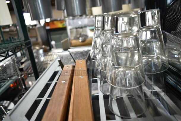 ALL ONE MONEY! Tier Lot of Various Items Including Glasses, Spatulas, Fabric - Image 3 of 8