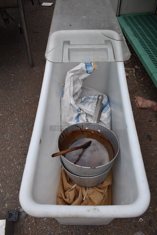 White Poly Ingredient Bin w/ Clear Lid on Commercial Casters. - Image 4 of 5