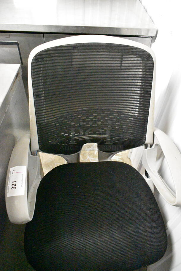 Black Office Chair on Casters.  - Image 4 of 4