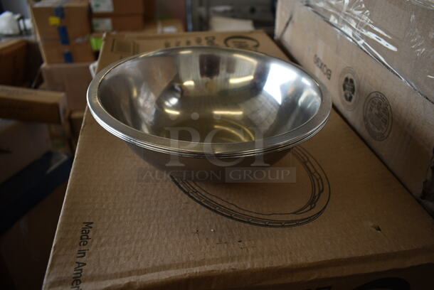 ALL ONE MONEY! Lot of 7 Various Metal Bowls.  - Image 4 of 5