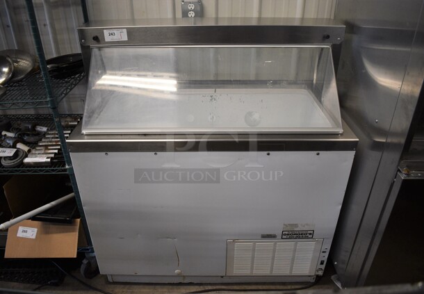 Metal Commercial Ice Cream Dipping Cabinet. 46.5x27x51. Tested and Working!