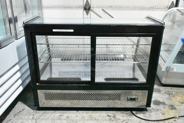 Marchia MDC160 Metal Countertop Bakery Display Case Merchandiser. 110 Volts, 1 Phase. Tested and Working! - Image 4 of 8