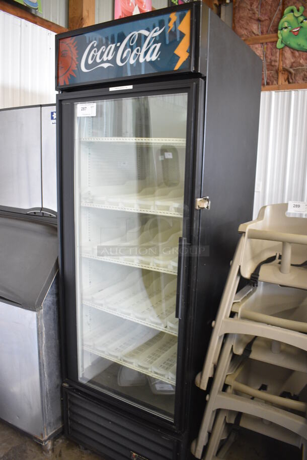 True Model GDM-23 Metal Commercial Single Door Reach In Cooler Merchandiser w/ Poly Coated Racks on Commercial Casters. 115 Volts, 1 Phase. 27x30x81. Tested and Powers On But Temps at 51 Degrees - Image 2 of 6