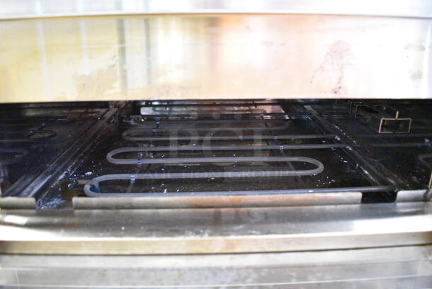 Avantco 177DPO18DD Stainless Steel Commercial Countertop Electric Powered Double Deck Pizza Oven. No Stones. 240 Volts.  - Image 3 of 5