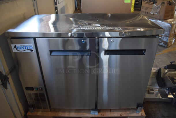 BRAND NEW SCRATCH AND DENT! Avantco 178UDD48HCS Stainless Steel Commercial Double Tap Kegerator Beer Dispenser (2) 1/2 Keg Capacity. 115 Volts, 1 Phase. 48.5x24.5x36. Tested and Working!