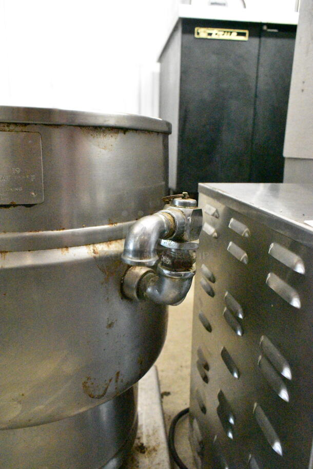 Groen TDB/7-20 Stainless Steel Commercial Countertop Electric Powered 20 Quart Steam Kettle Tilting Kettle. 208 Volts, 3 Phase.  - Image 6 of 12