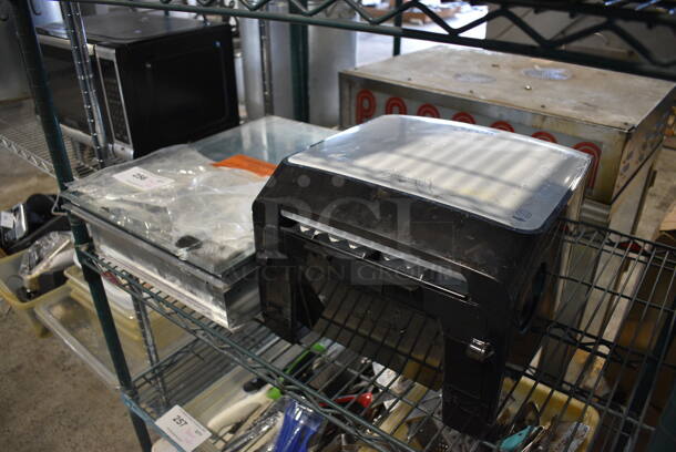ALL ONE MONEY! Tier Lot of Various Poly Items Including Mirror and Poly Paper Towel Dispenser.   - Image 4 of 4