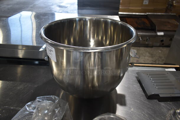 ALL ONE MONEY! Lot of BRAND NEW! Mixer Items; Stainless Steel Mixing Bowl, Bowl Guard, Paddle, Whisk and Dough Hook Attachment. - Image 5 of 6
